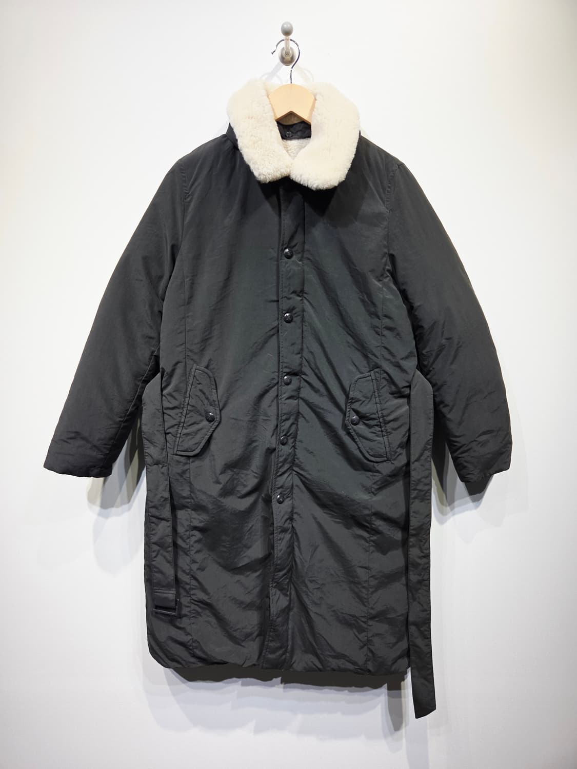 에디바우어 리얼 무스톤 구스다운 벨티드 롱코트 상품이미지2