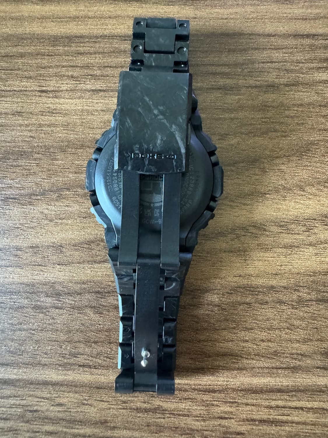 지샥 G-SHOCK 40주년 풀카본 상품이미지2