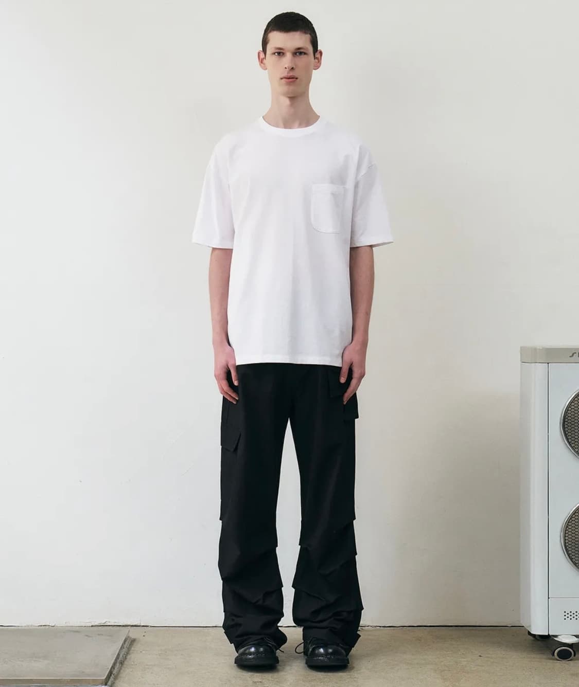 인사일런스 멀티포켓 핀턱 팬츠 BLACK 상품이미지4