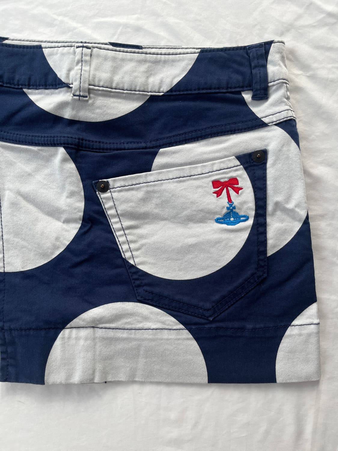 비비안 웨스트우드 땡땡이 물방울 도트 리본 오알비 자수 미니 스커트 치마 상품이미지3