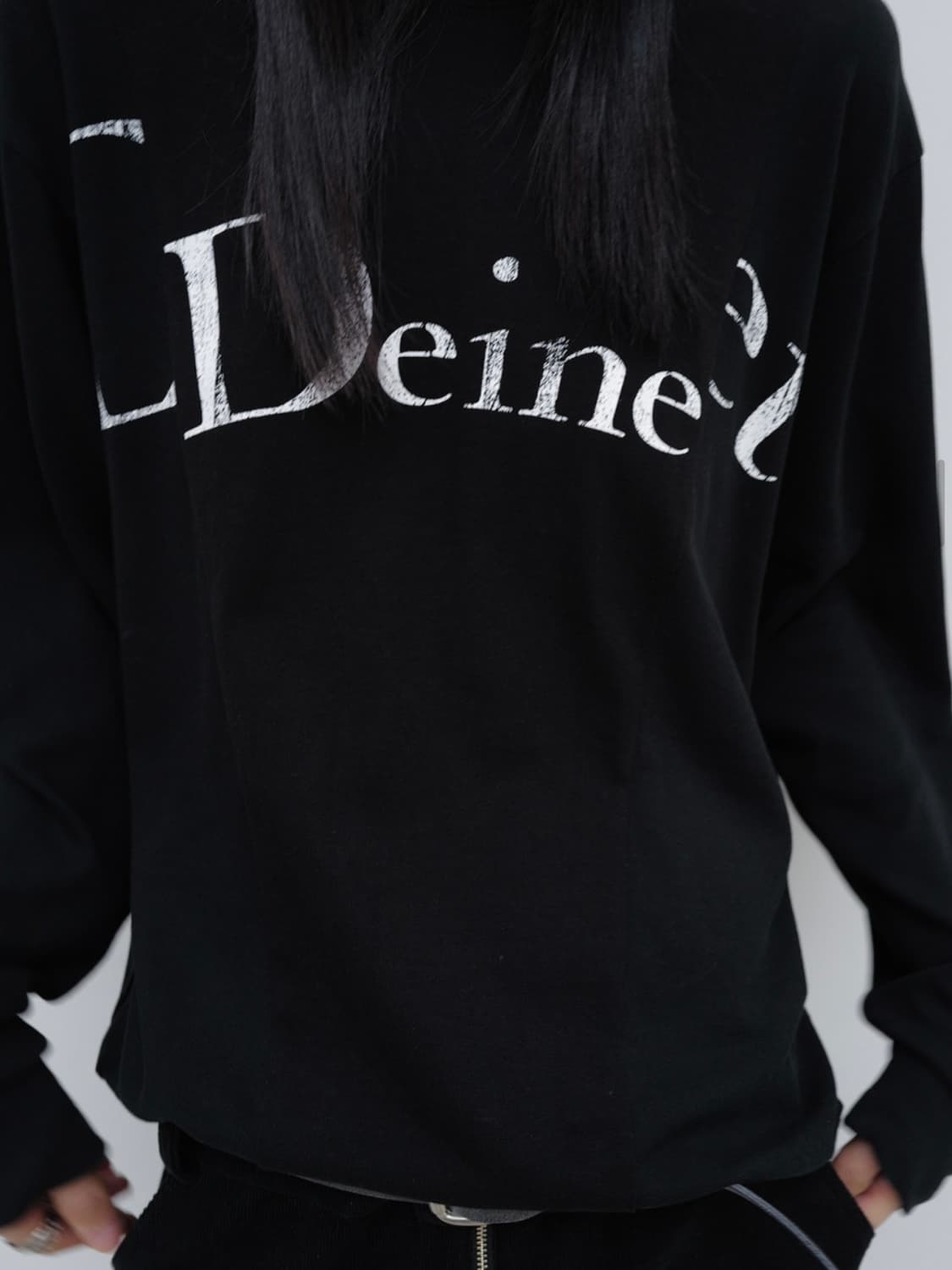 다이닛 롱 슬리브 블랙 / LOGO CONTRAST LONG SLEEVE 상품이미지3