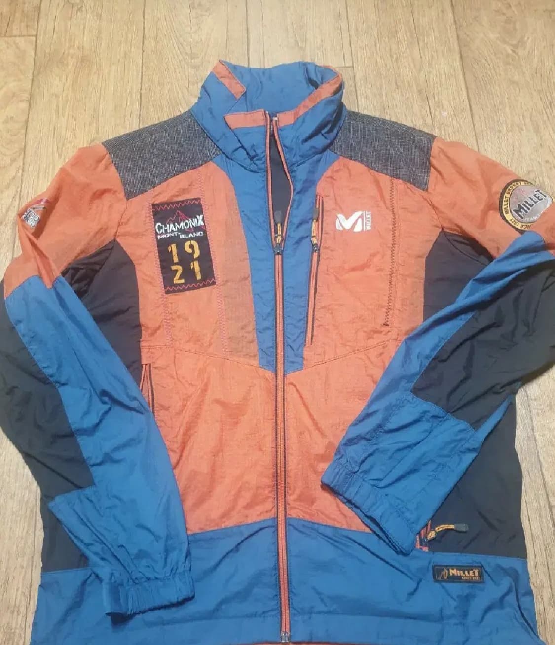 밀레 아웃도어 바람막이 95 사이즈입니다 상품이미지2