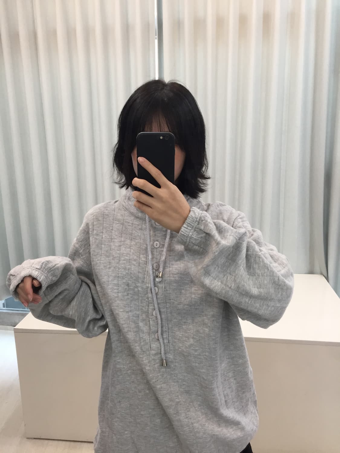 하이넥 버튼 기모 루즈핏 스웨트셔츠 상품이미지3