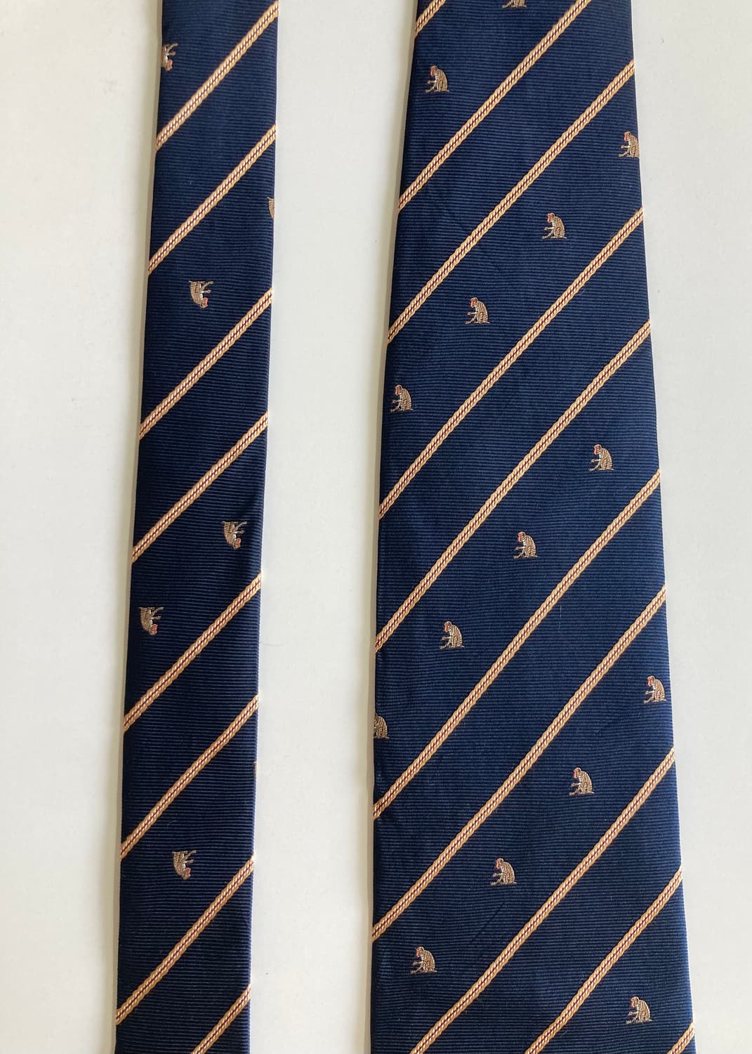 아쿠아스큐텀 넥타이 상품이미지3