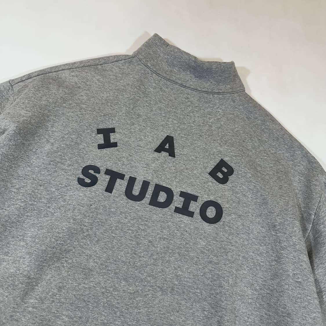 아이앱스튜디오 현대모비스 하프집업 그레이 상품이미지8