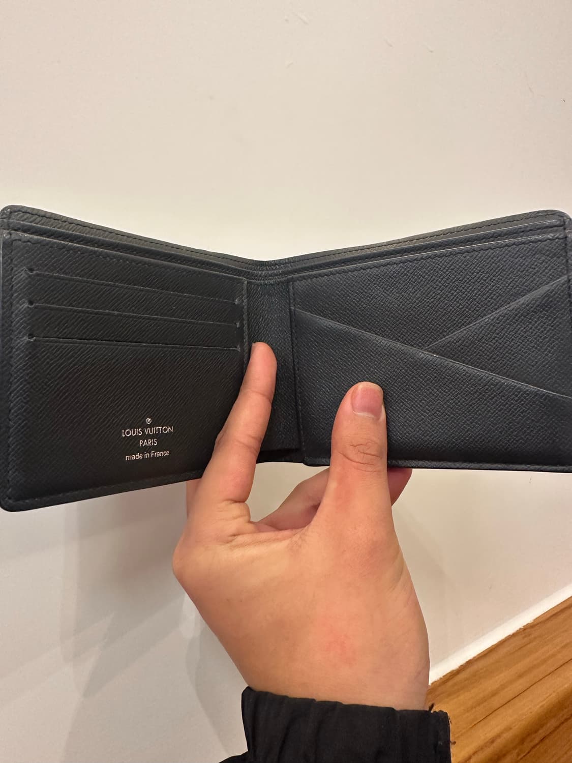 루이비통 모노그랩 반지갑 팔아용 상품이미지2