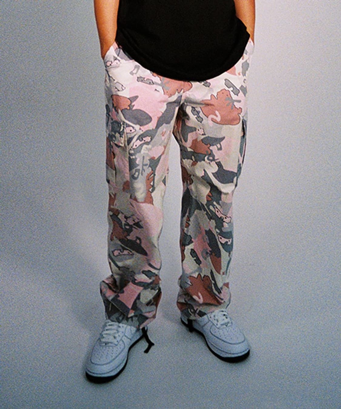 위캔더스 카모포그 카고 팬츠 상품이미지1