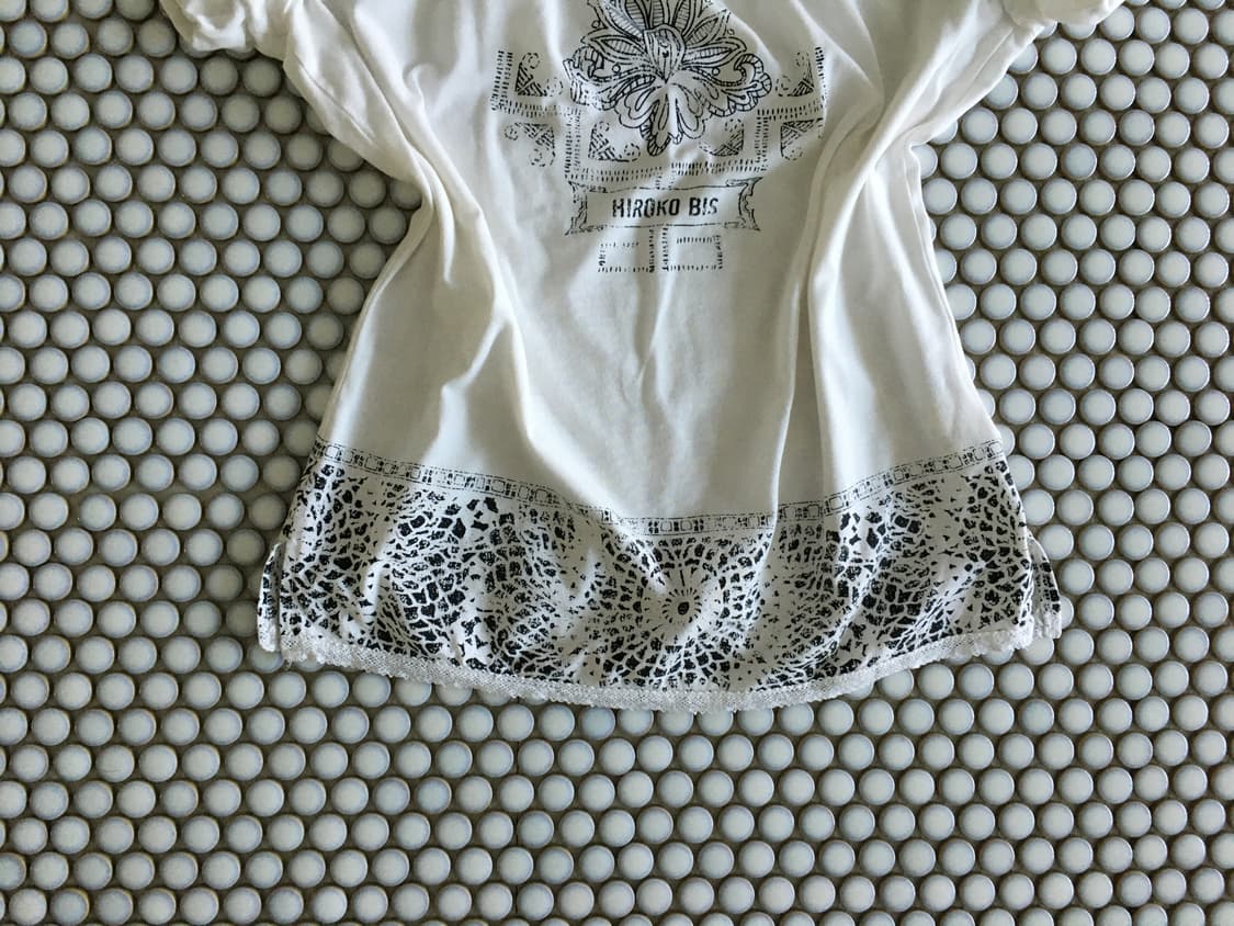lace trim graphic top 상품이미지9