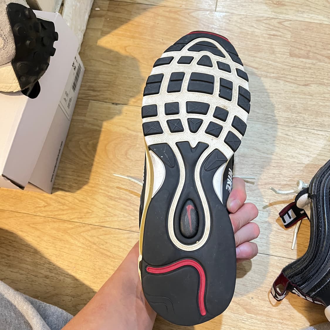 나이키 검흰 맥스 97 프리미엄 풀탭 SE 295mm 상품이미지4