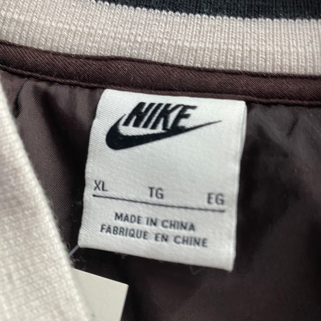 나이키 어센틱 울 브라운 바시티 자켓 B3536 상품이미지4