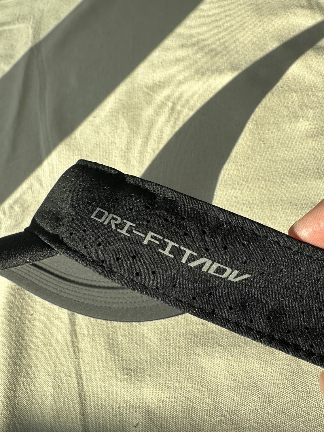 나이키 썬캡 드라이핏 에이스 바이저 블랙 S/M 상품이미지7