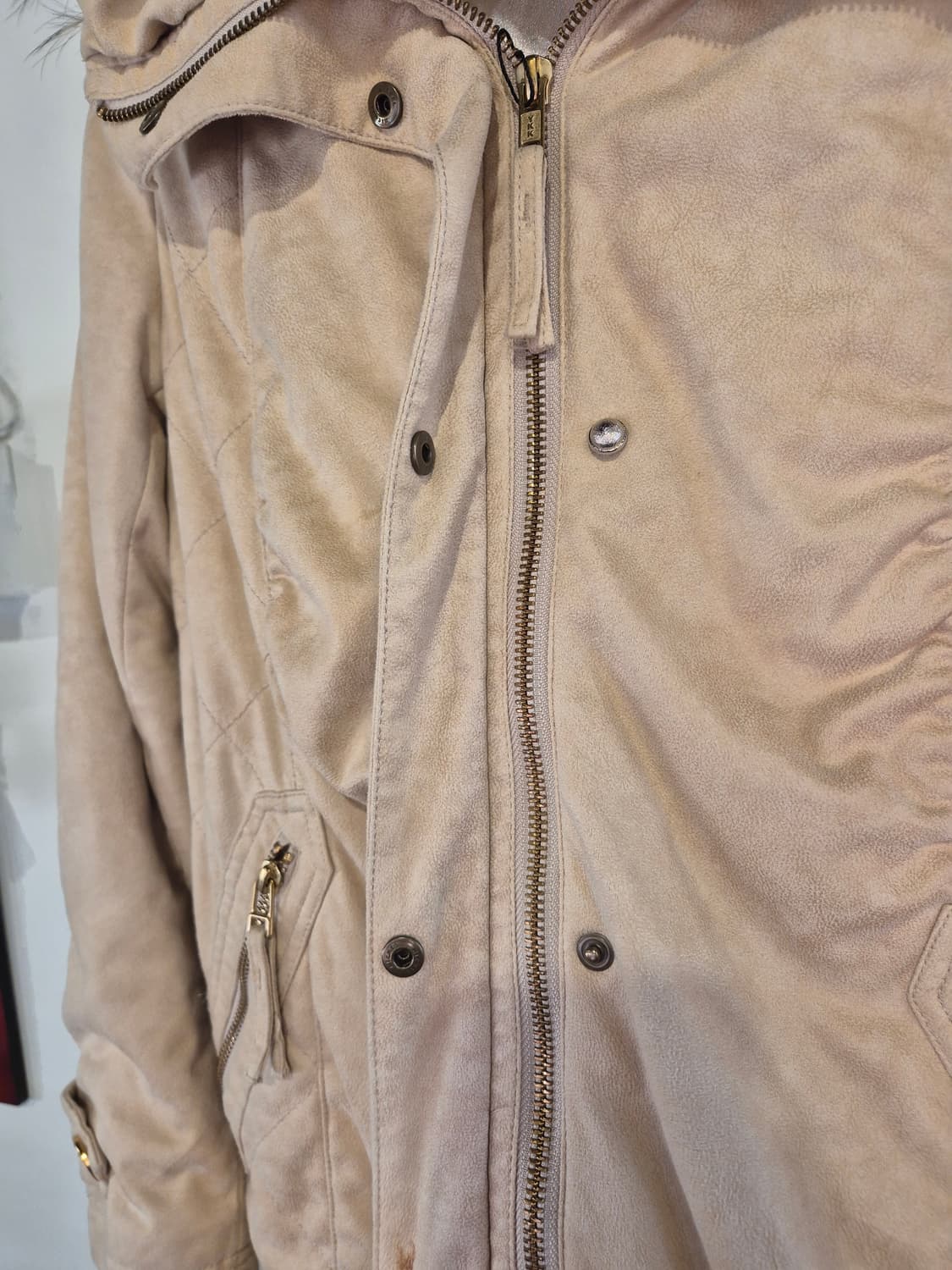 스웨이드 퍼 후드 베이지 투웨이 경량 패딩 자켓 갸루 y2k 상품이미지5