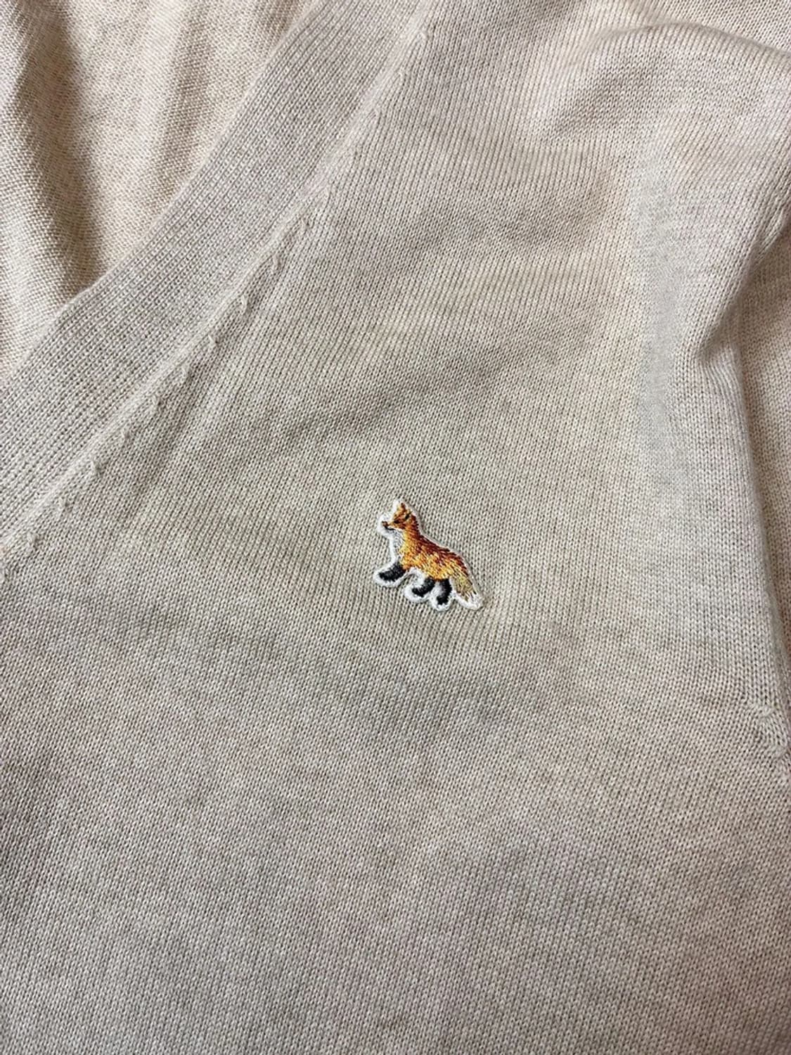 메종키츠네 폭스 패치 레귤러 니트 가디건 PN5703    상품이미지3