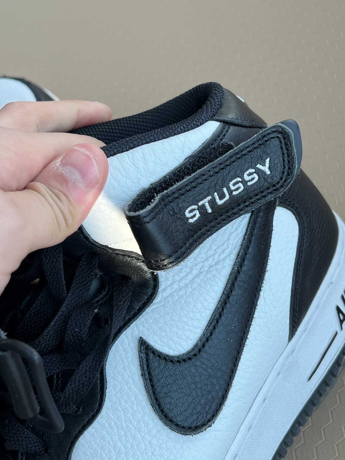 [급처] 나이키 스투시 에어포스 1 미드 310mm 상품이미지4