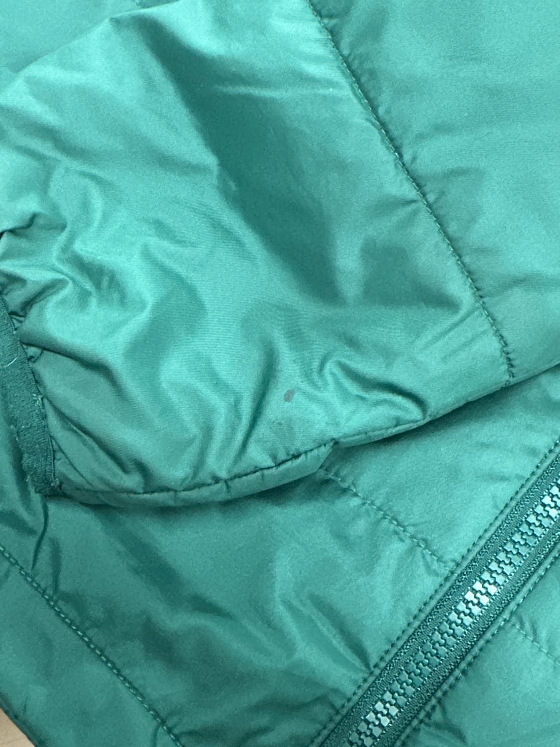 노스페이스 경량패딩 상품이미지2