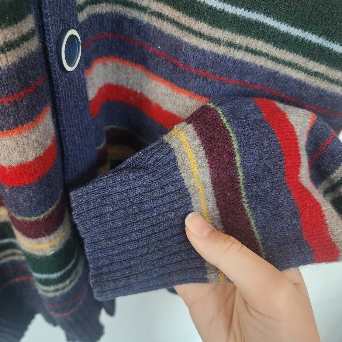 BOB 스트라이프 브이넥 가디건 상품이미지3