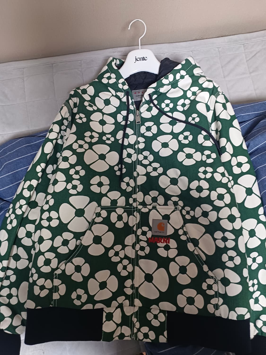 [M] 마르니 칼하트 프린트 풀라워 후드자켓 새상품 상품이미지1