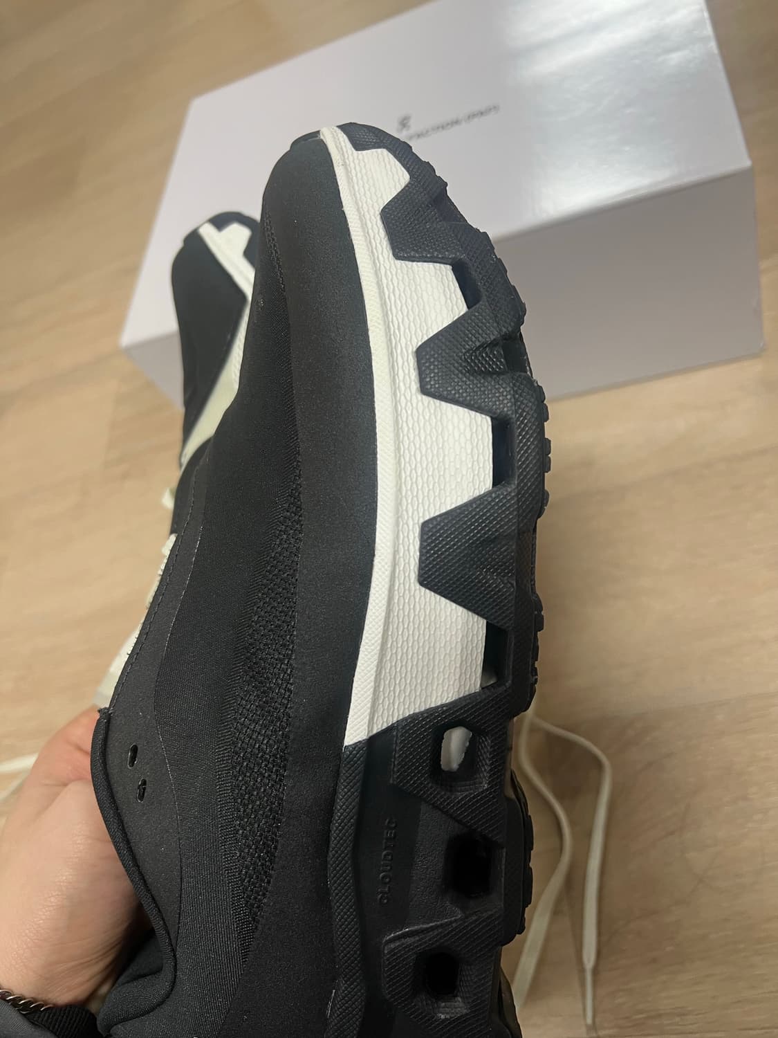 온 러닝 파프 클라우드 몬스터 하이퍼 상품이미지3