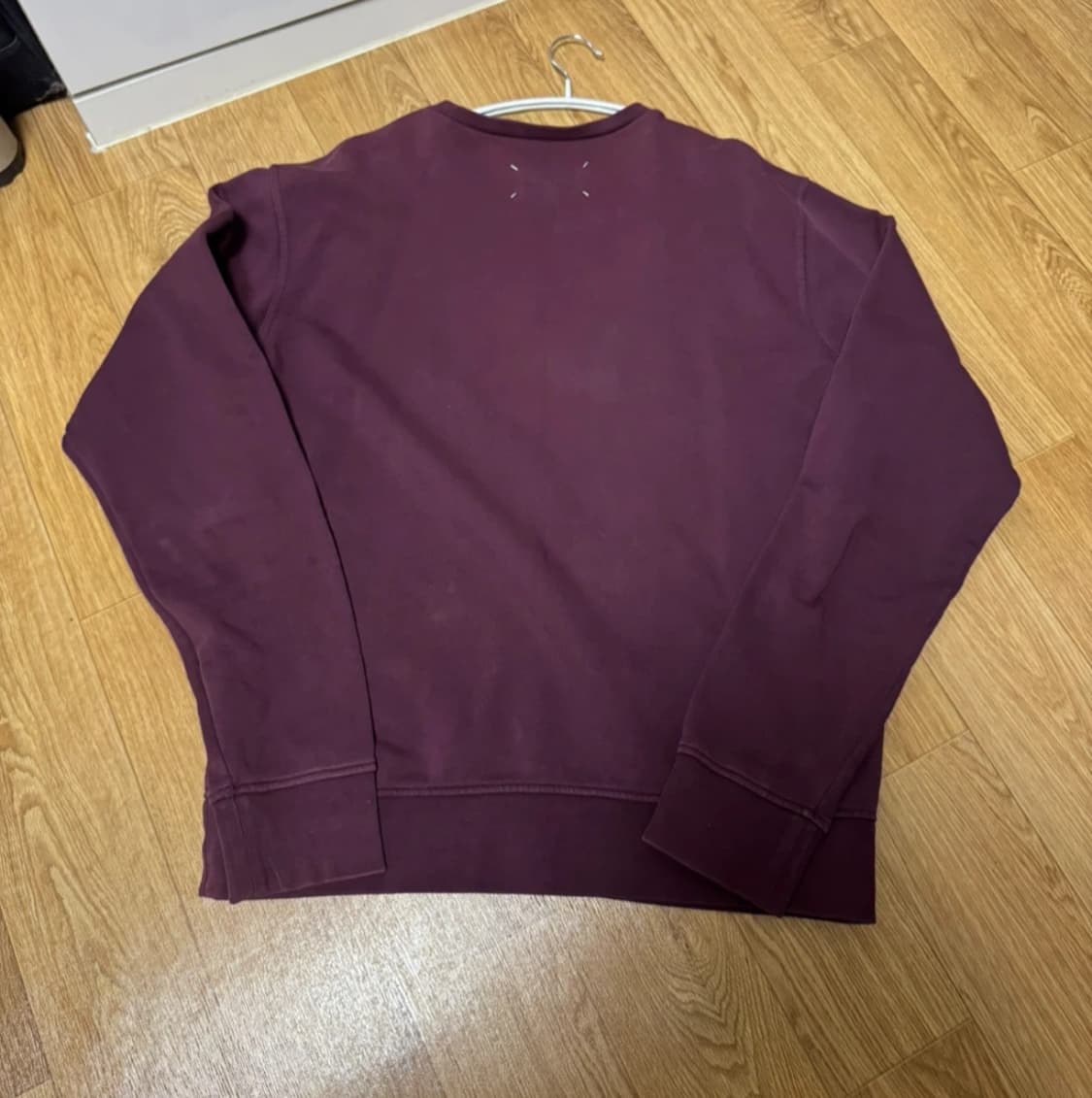 마르지엘라 엘보우 패치 맨투맨 상품이미지1