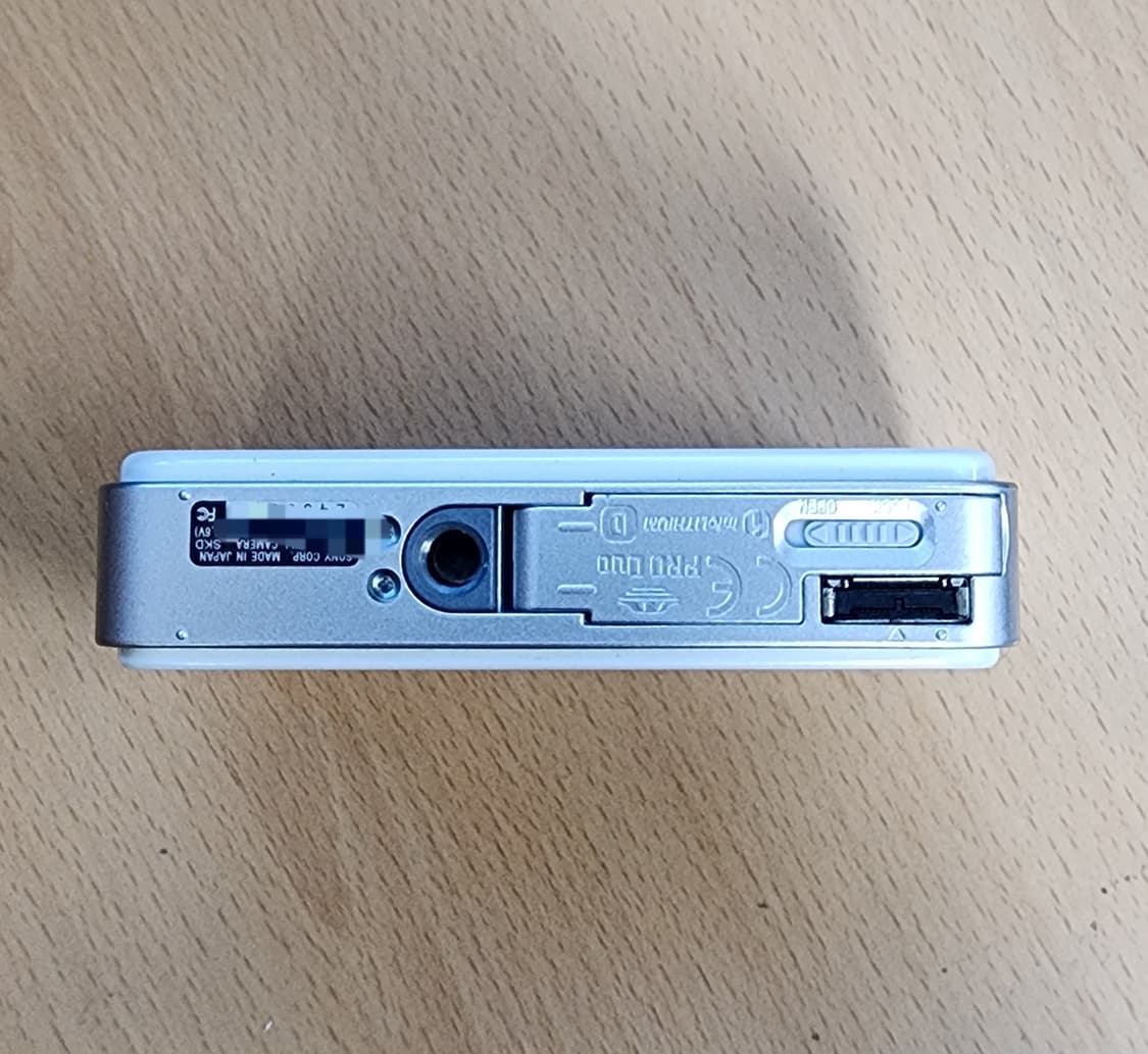 소니 Cyber-Shot DSC-T2 디지털 카메라 판매합니다. 상품이미지6