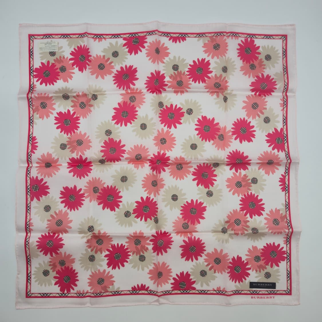 버버리 손수건 스카프 [JRCFSB11735-1228-13] 상품이미지4