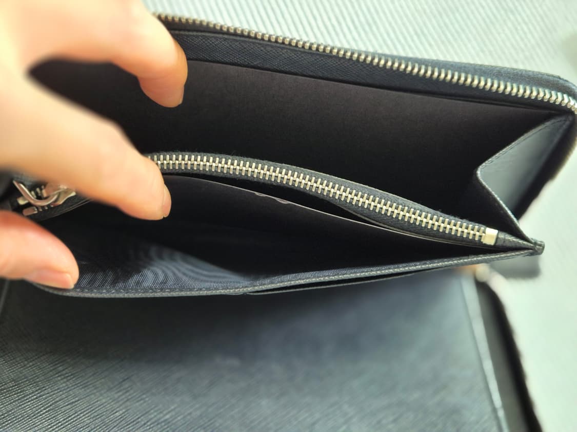 프라다 사피아노 메탈 장지갑 BALTICO 상품이미지6