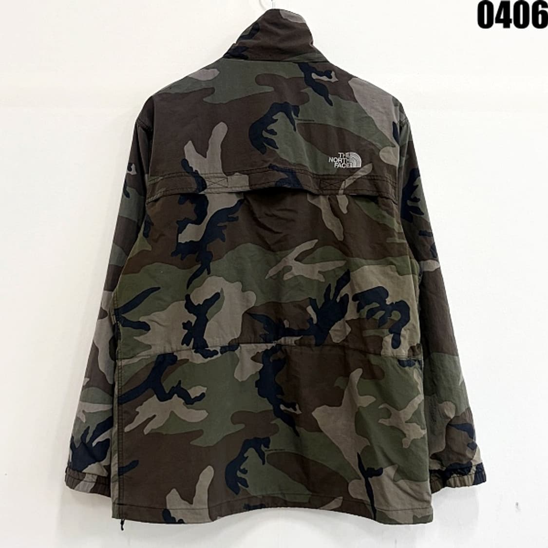 HE NORTH FACE 노스페이스 카모 필드 자켓 105 0406 상품이미지9