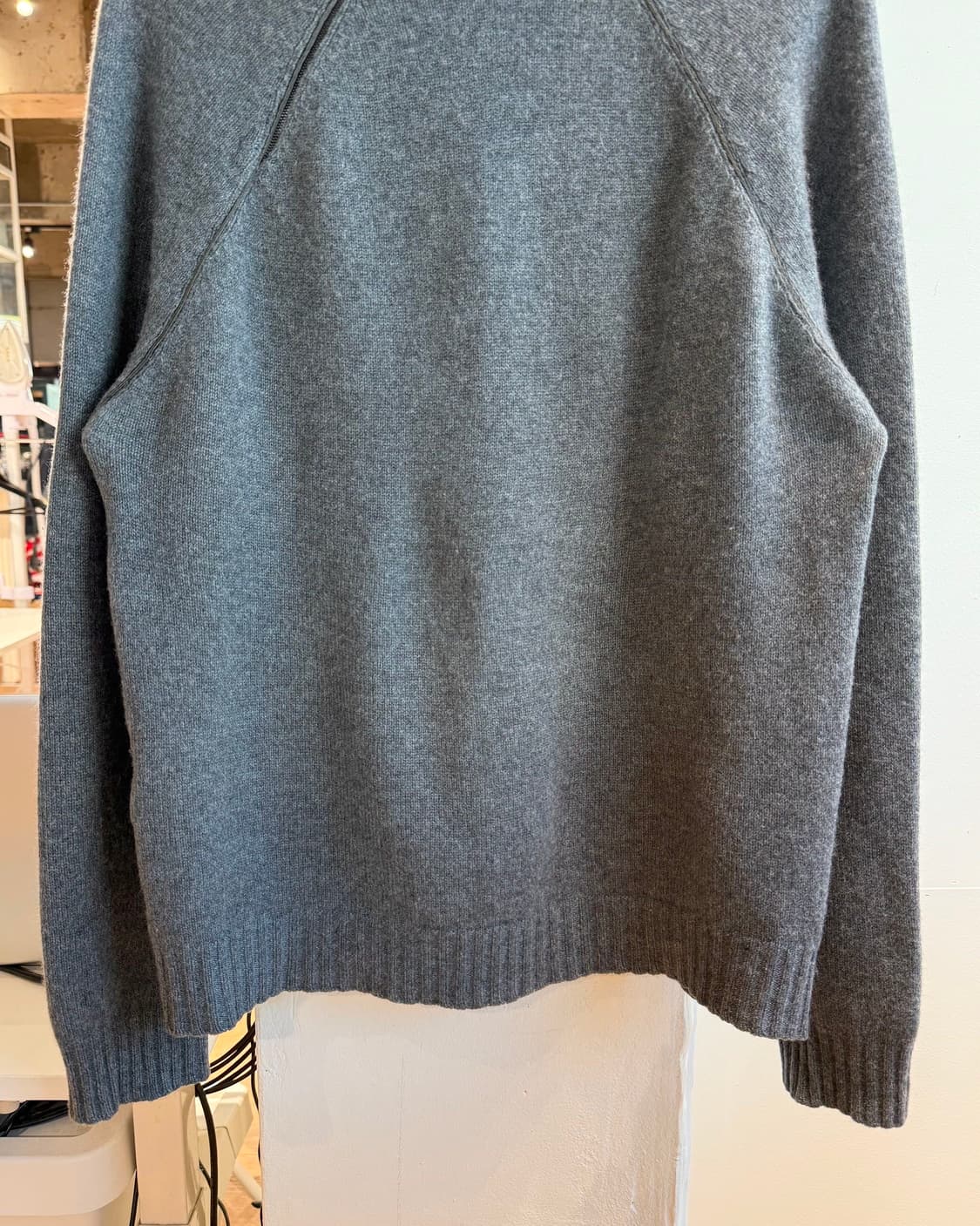 에르메스 차콜 어블릭 지퍼 캐시미어 니트  상품이미지6