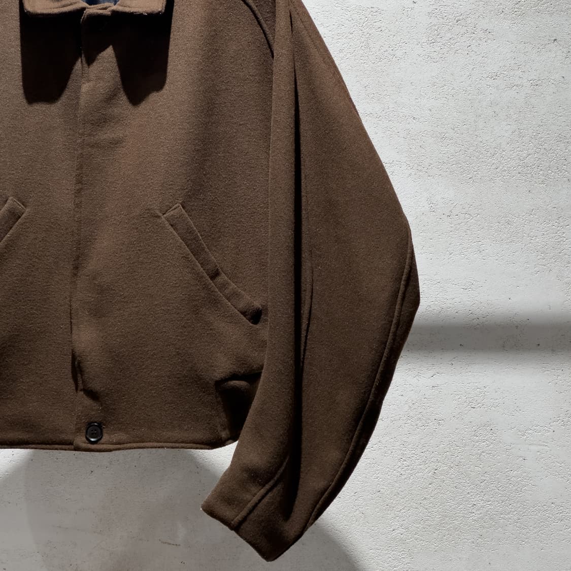 크리스토퍼 네메스 로프 그래픽 크롭 자켓 상품이미지3