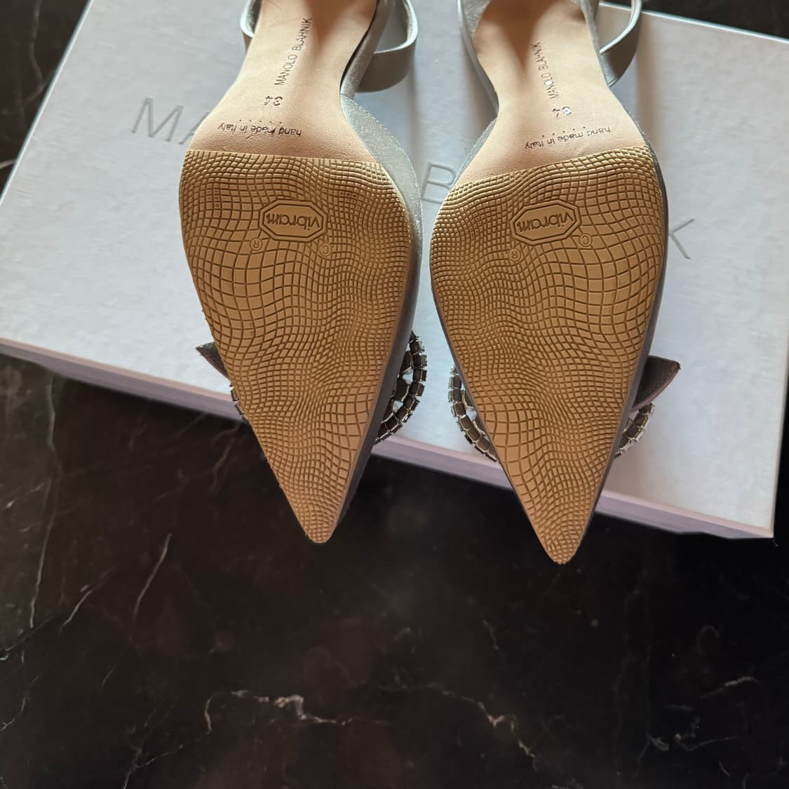 마놀로블라닉 상품이미지2