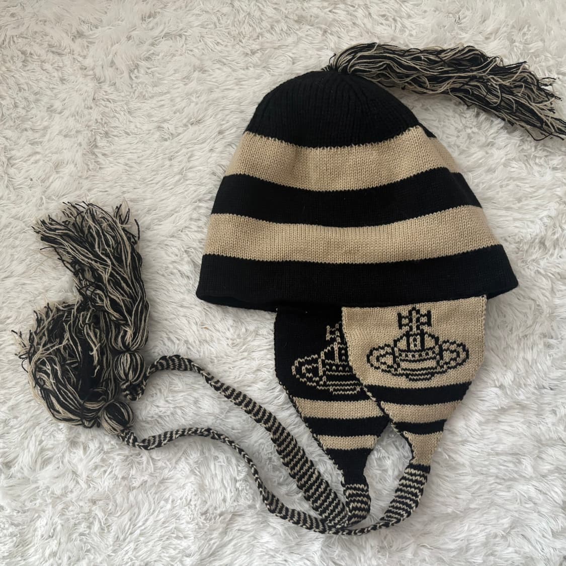 비비안웨스트우드 Vivienne westwood 이어플랩 나나 비니 상품이미지3