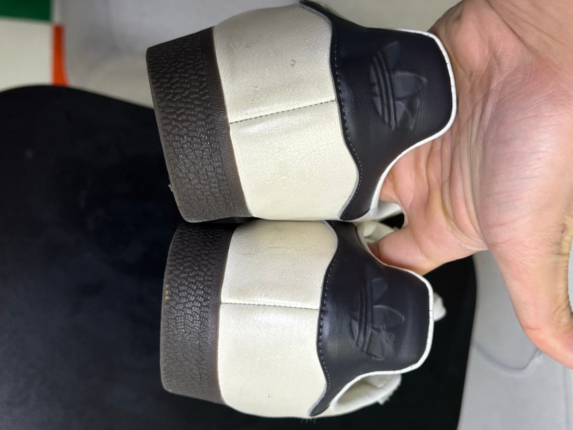 아디다스 가젤 독일 오프 화이트 유틸리티 블랙 280 상품이미지3