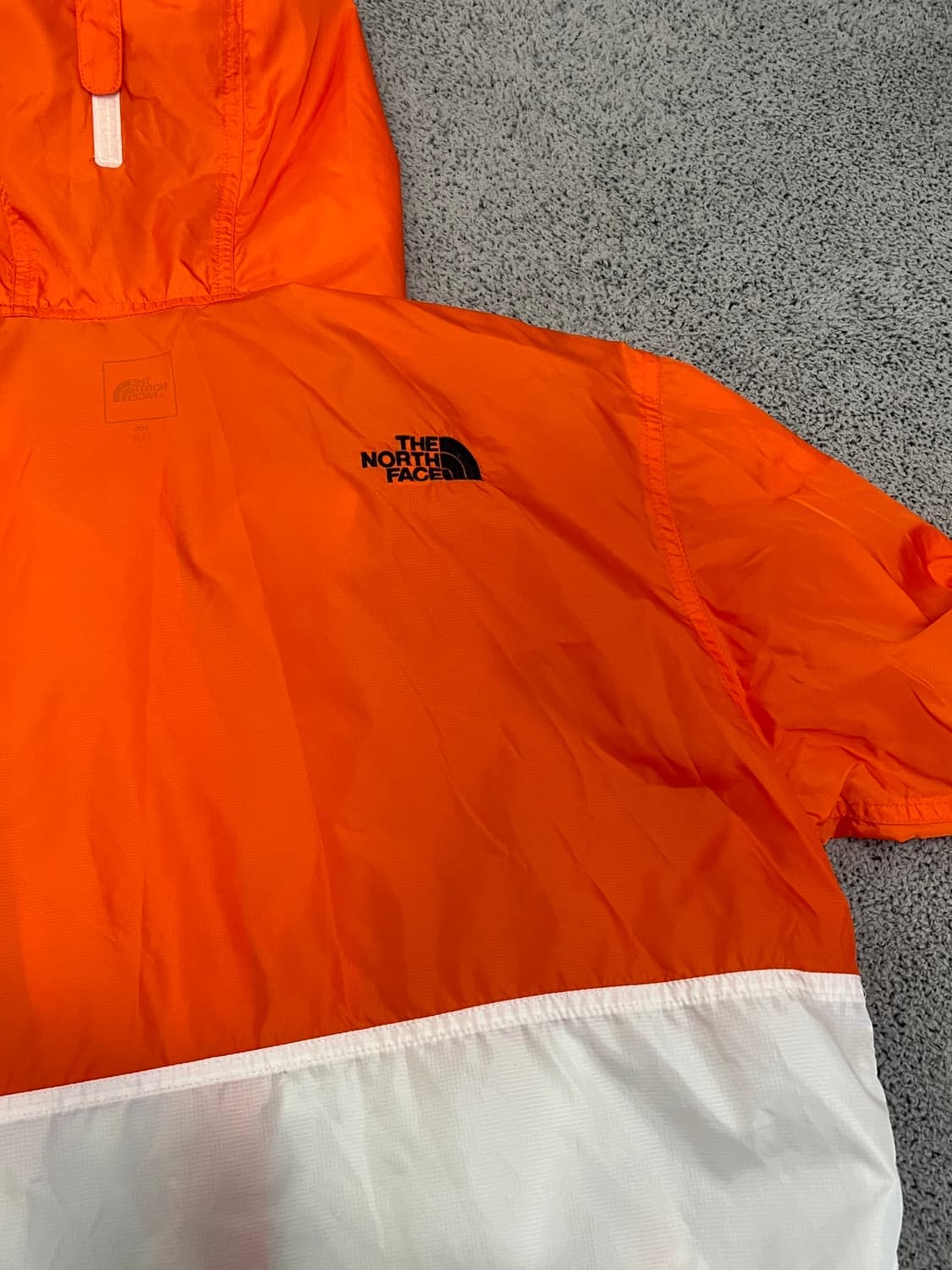 (L) 노스페이스 우븐 바람막이 화이트/오렌지 상품이미지4