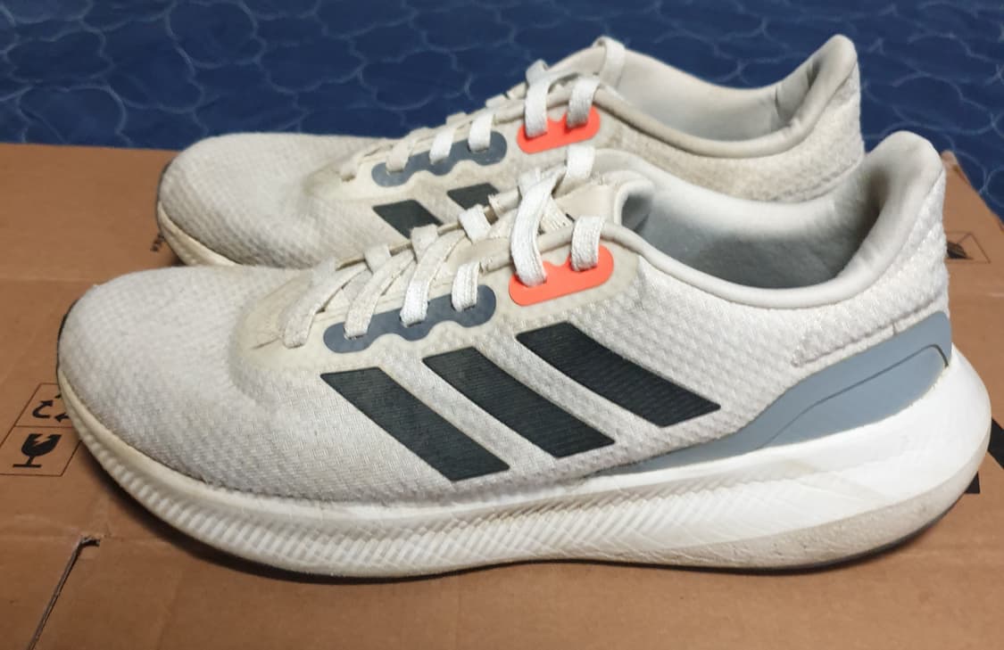 아디다스 런팔콘 와이드 3.0 클라우드 코어 런닝화 (275) 상품이미지1