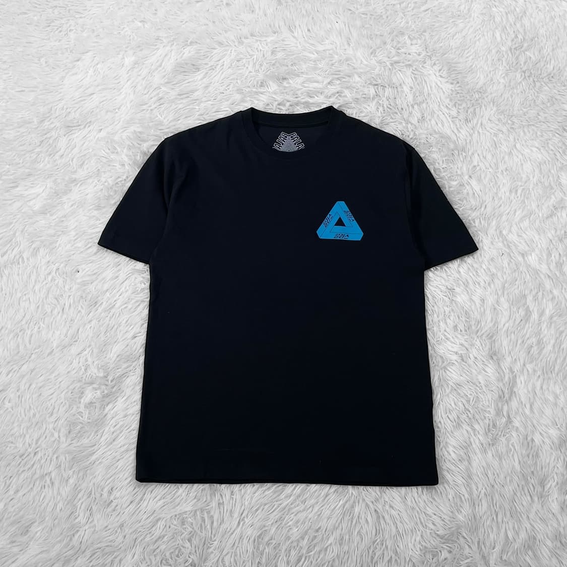 팔라스 서울 2 서울 트라이퍼그 반팔 티셔츠 블랙 상품이미지3