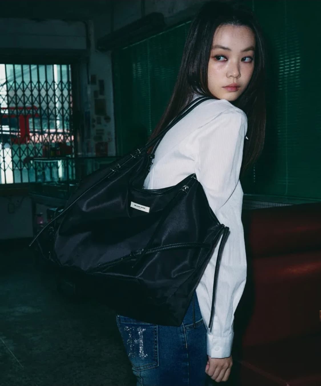 헬레네파리스 코니 벨티드 빅 숄더백 나일론 블랙 상품이미지2