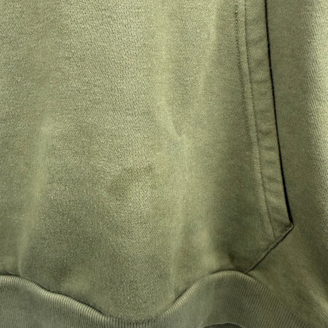 (2XL) 언더아머 자수로고 후드 티 카키 상품이미지3