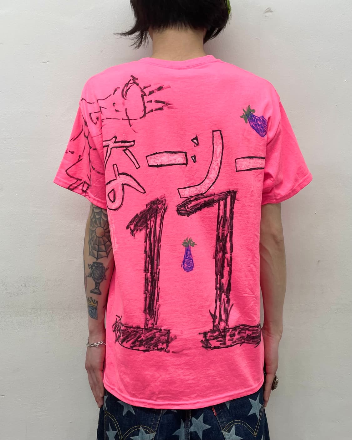 Hand-drawing Tomato Ribbon Pink T-shirt  상품이미지1