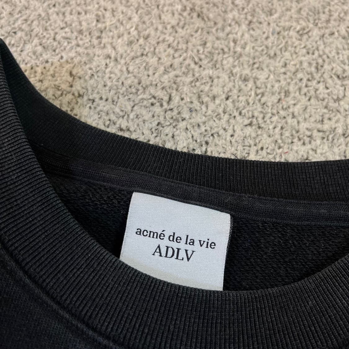 아크메드라비 맨투맨 상품이미지4