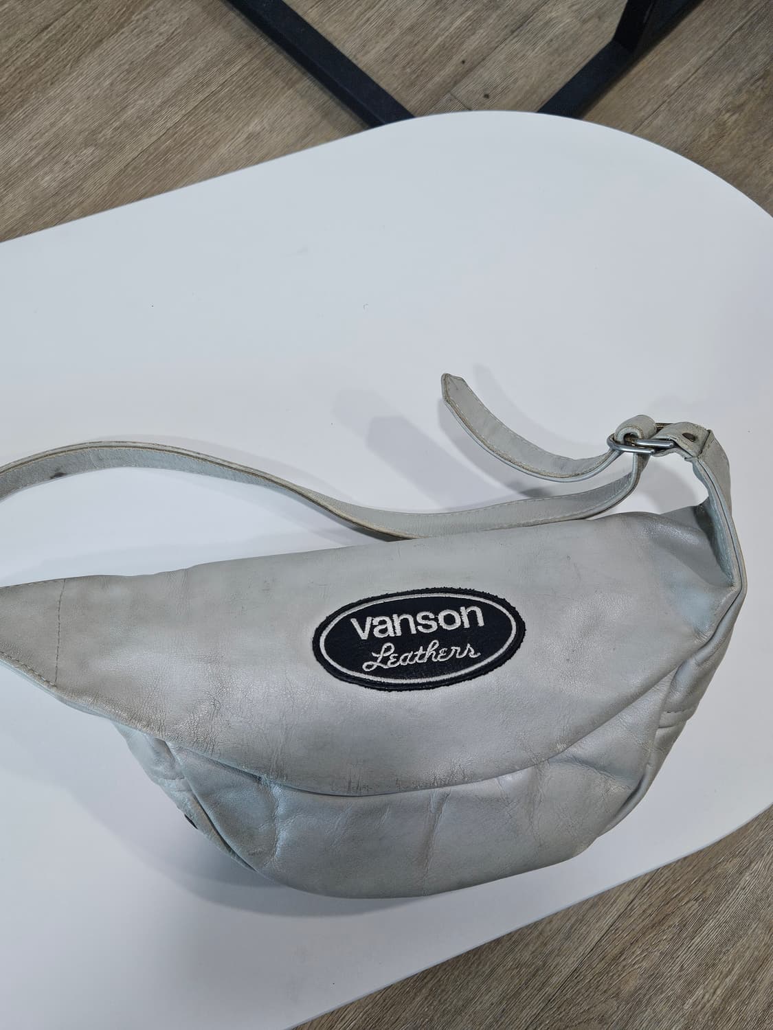 밴슨 가죽 슬링백 상품이미지6