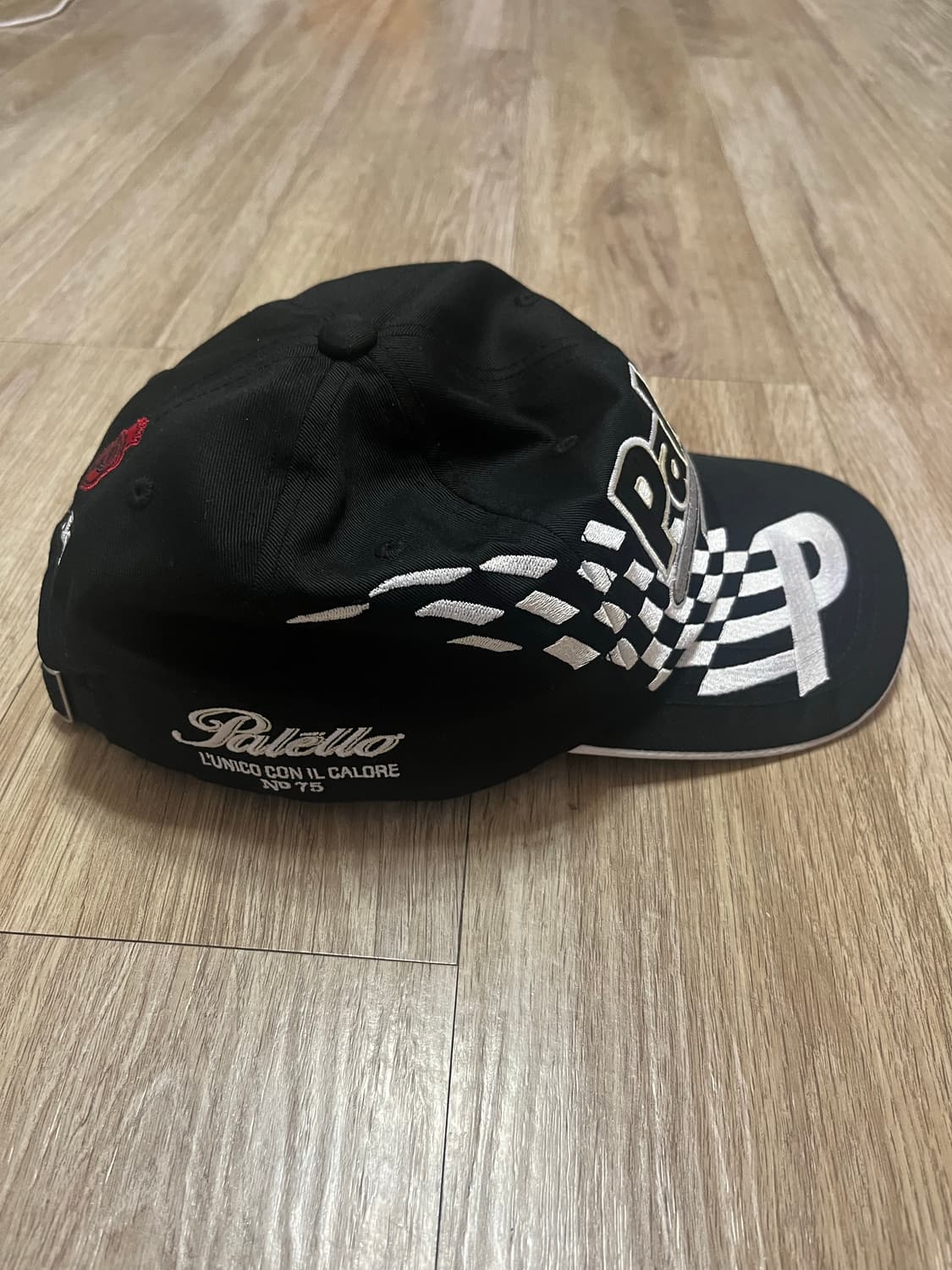 팔라스 (palace) 캡 모자 판매합니다. 상품이미지3