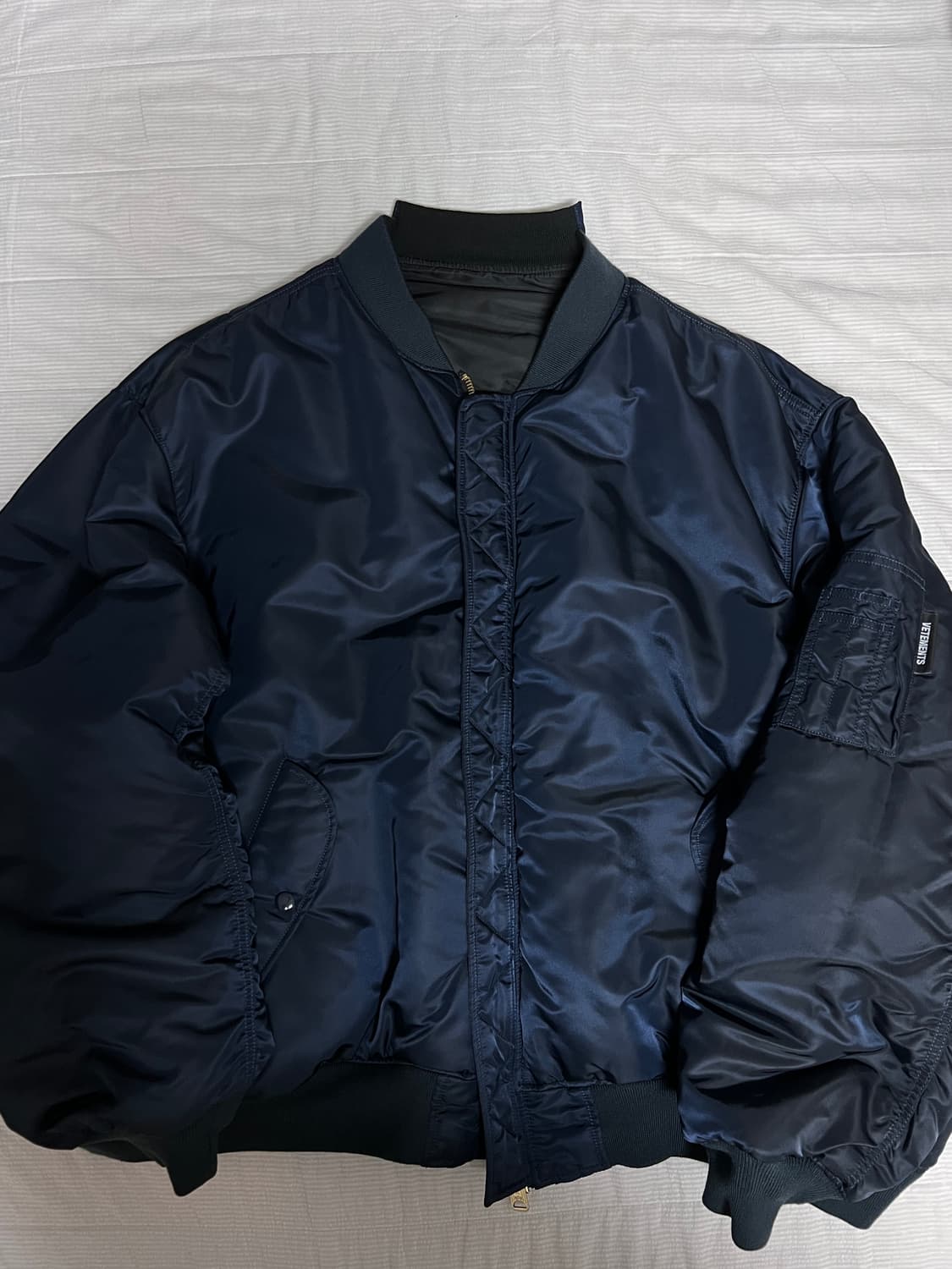 [s] 베트멍 알파인더스트리 리워크 봄버 상품이미지5