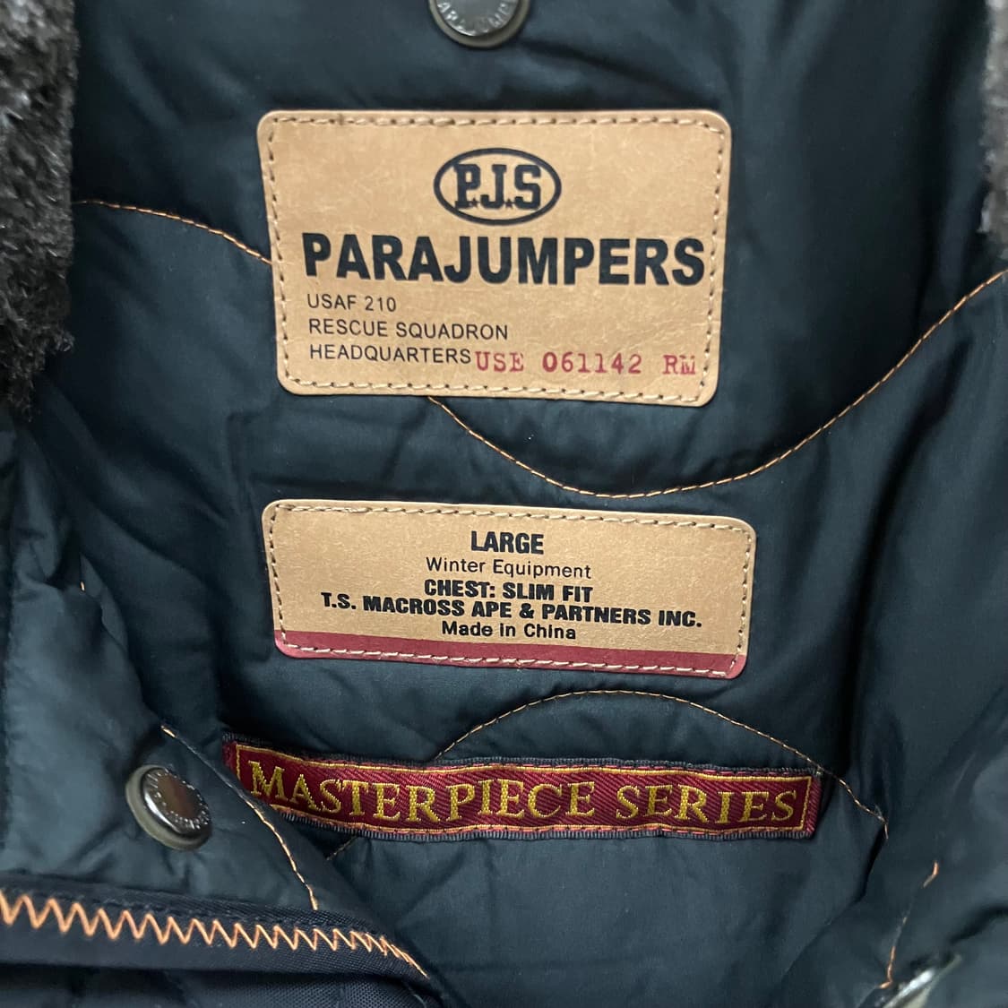 파라점퍼스 코디악 다운 패딩 점퍼 L 상품이미지3