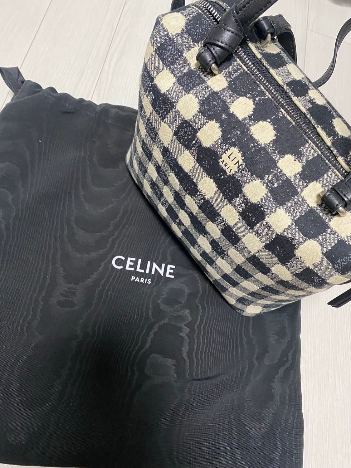 셀린 가방 상품이미지1