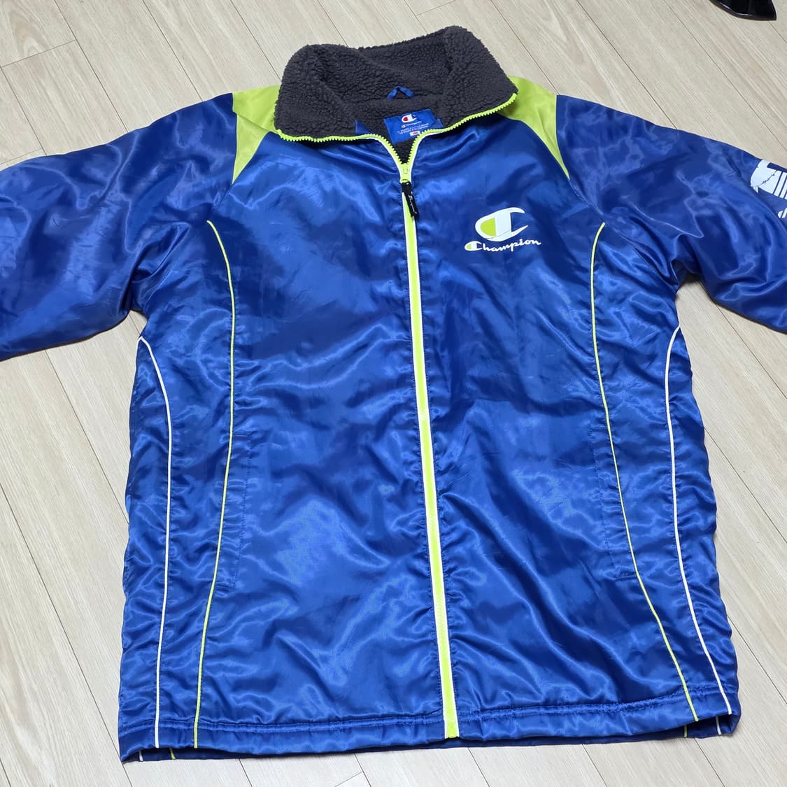 일본빈티지 챔피온)올드스쿨 블루 배생 양털 y2k 퀼팅 바람막이 상품이미지2