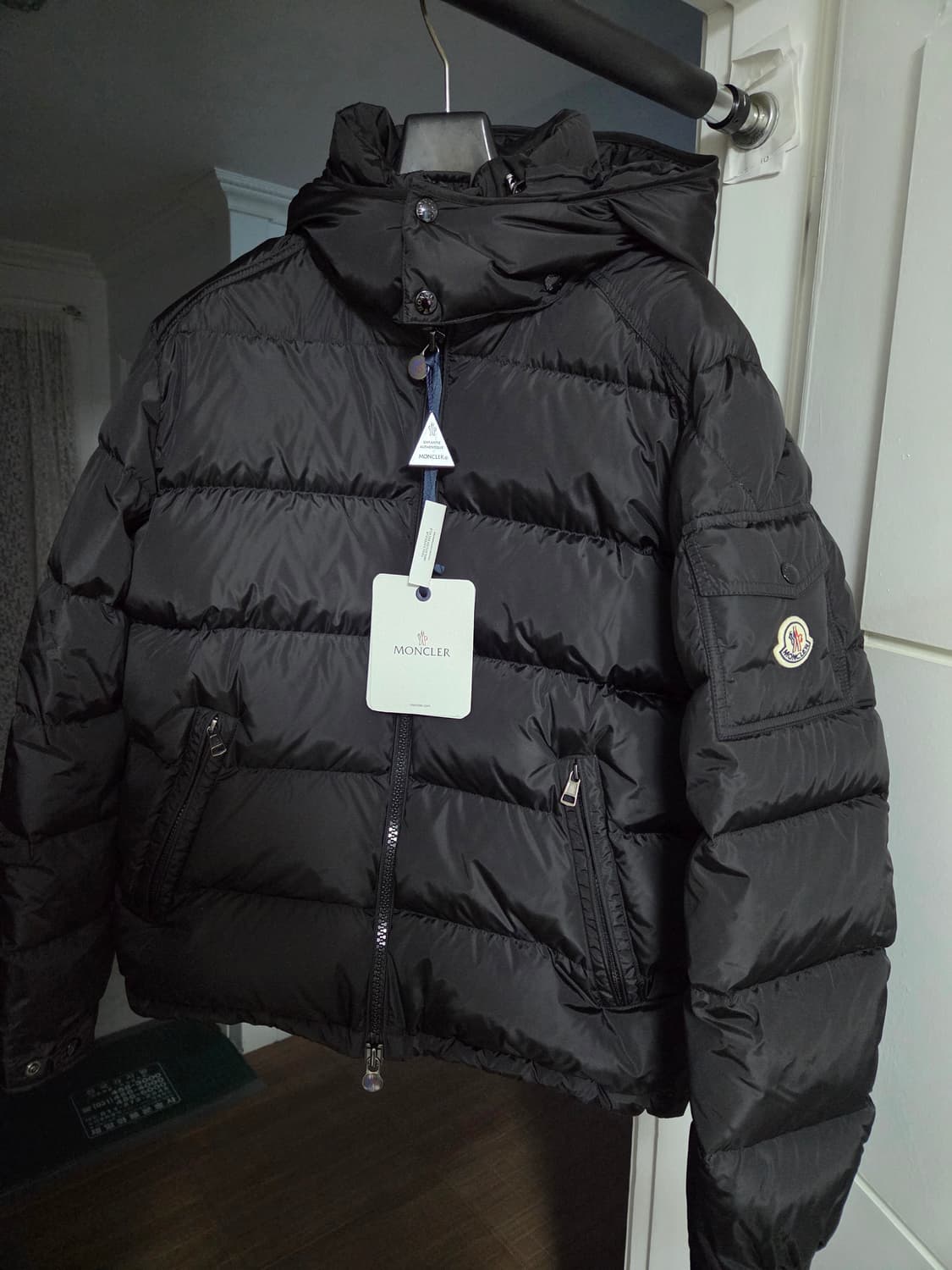 3 (새상품) 몽클레어 마야 무광 매트블랙 상품이미지1