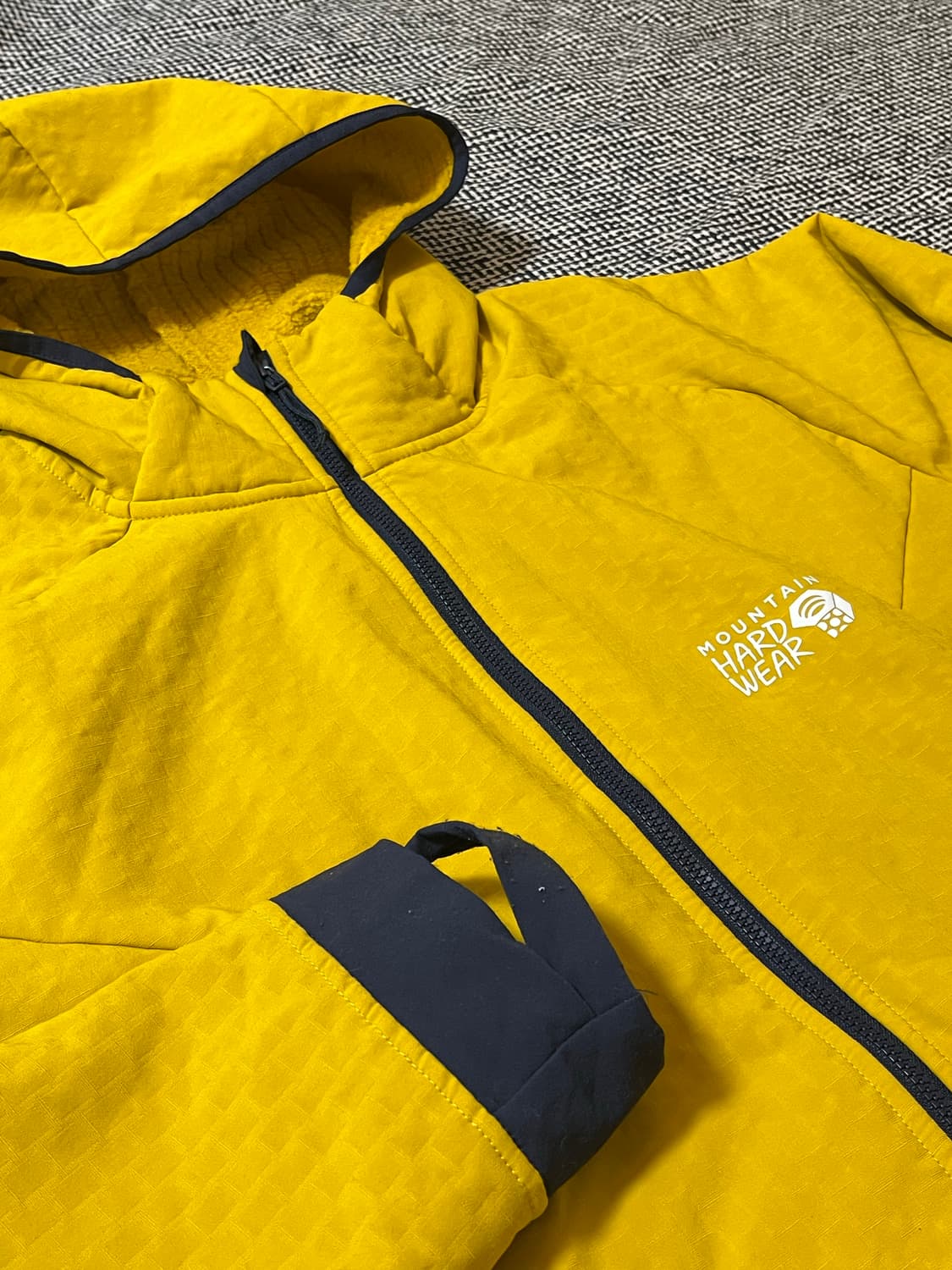 마운틴하드웨어 아웃도어 자켓 상품이미지2