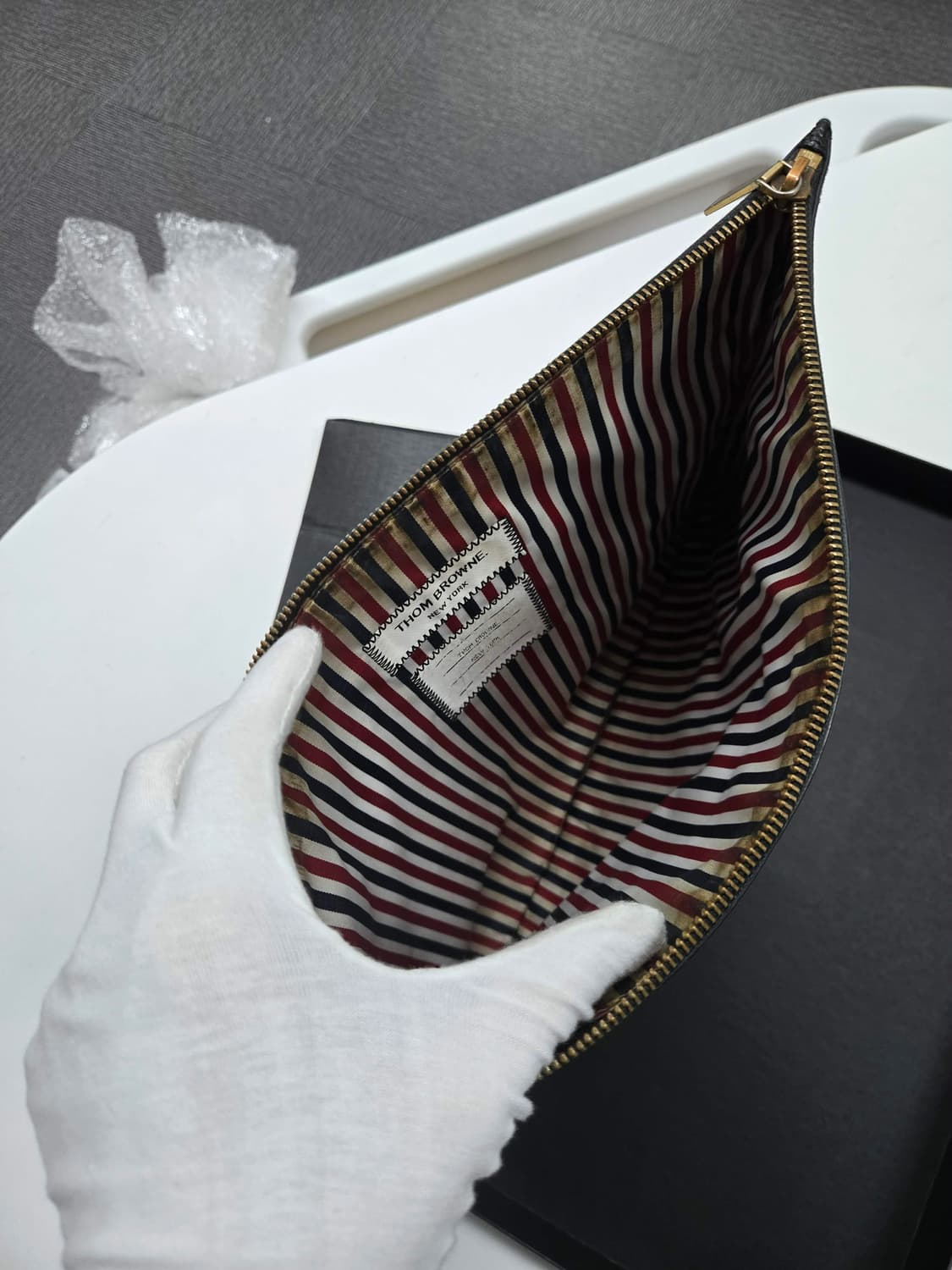 [A급컨디션] 톰브라운 클러치백 라지 상품이미지6