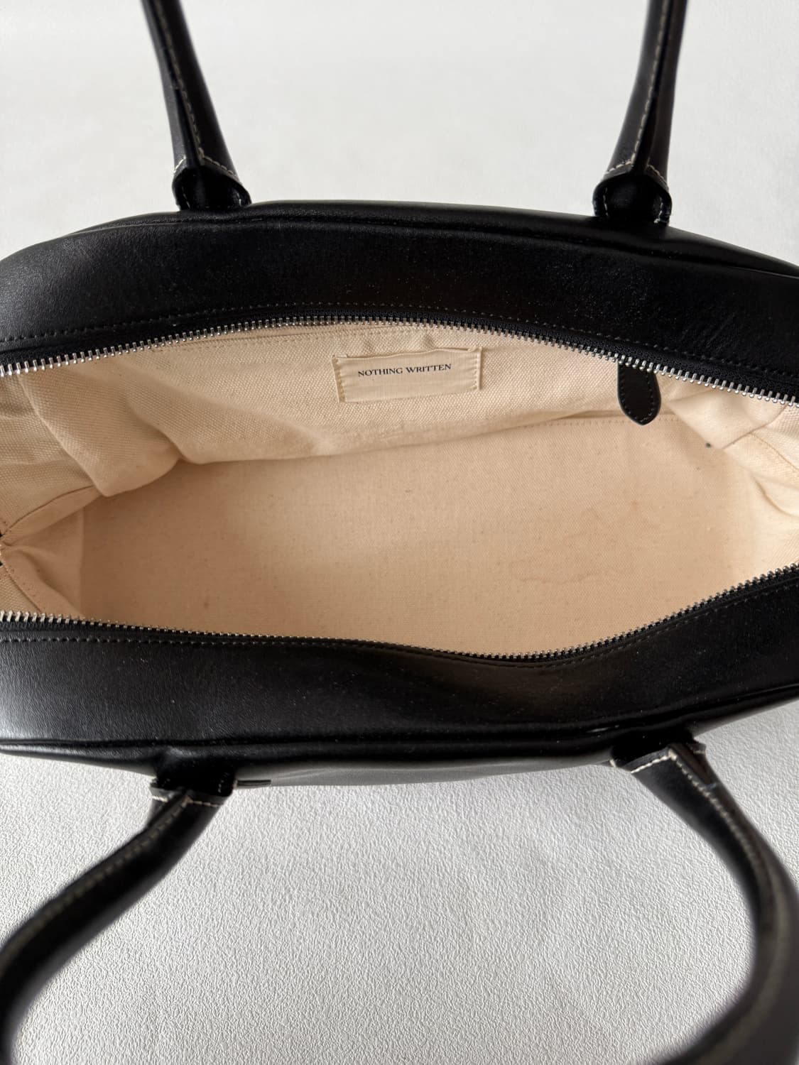 낫띵리튼(Nothing written) 레더 토트백 상품이미지8