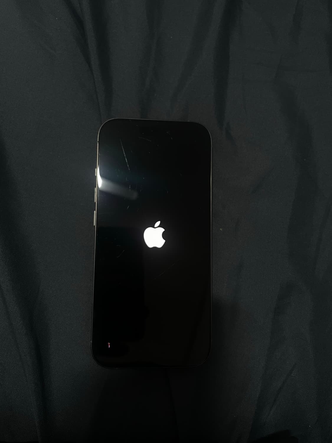 아이폰 16pro 128기가 성능90% 팝니다 상품이미지1